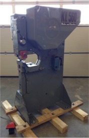 KL 560